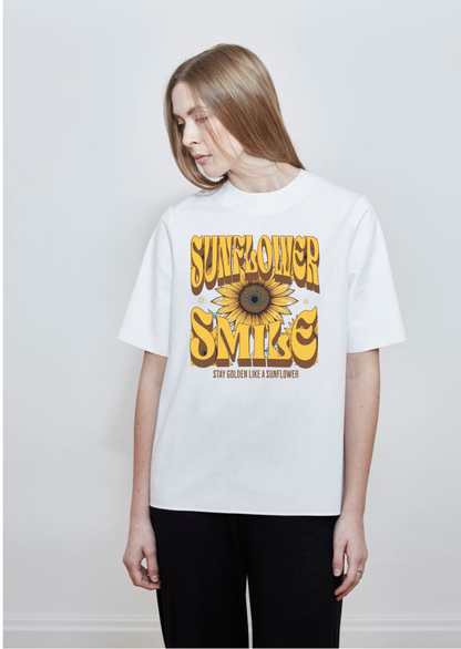 Oversized T-Shirt | Sunflower Smile – Stay Golden Like a Sunflower